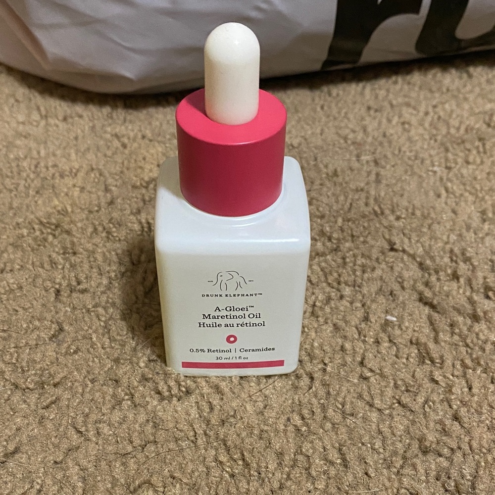 Drunk Elephant A-Gloei Retinol has some carved letter into the bottle.